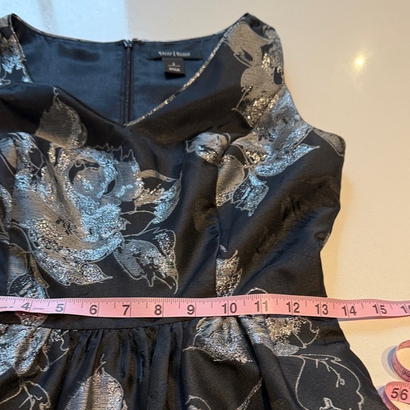 White House Black Market Jacquard Cocktail Floral Midi Dress, Pockets, Size 2 - Picture 10 of 12